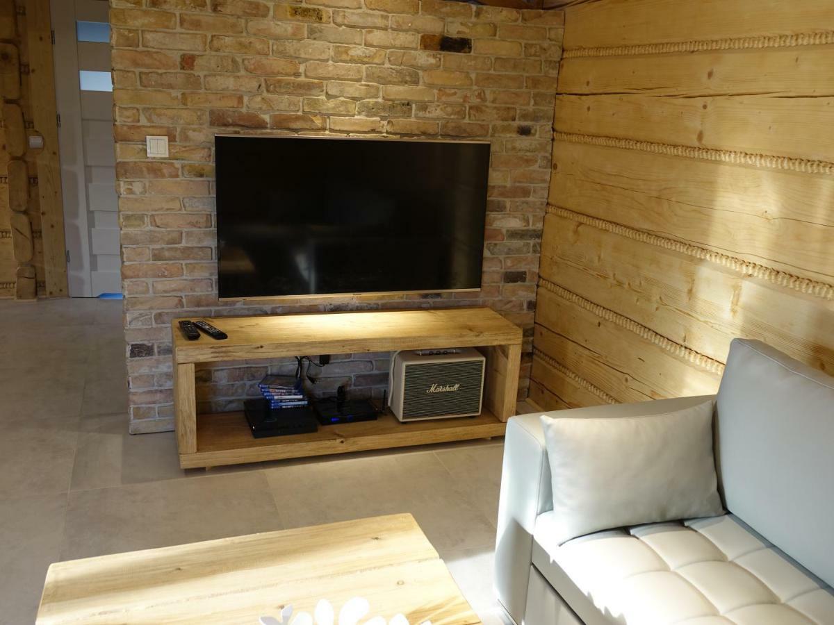 Domki Zawoja Z Jacuzzi Buitenkant foto